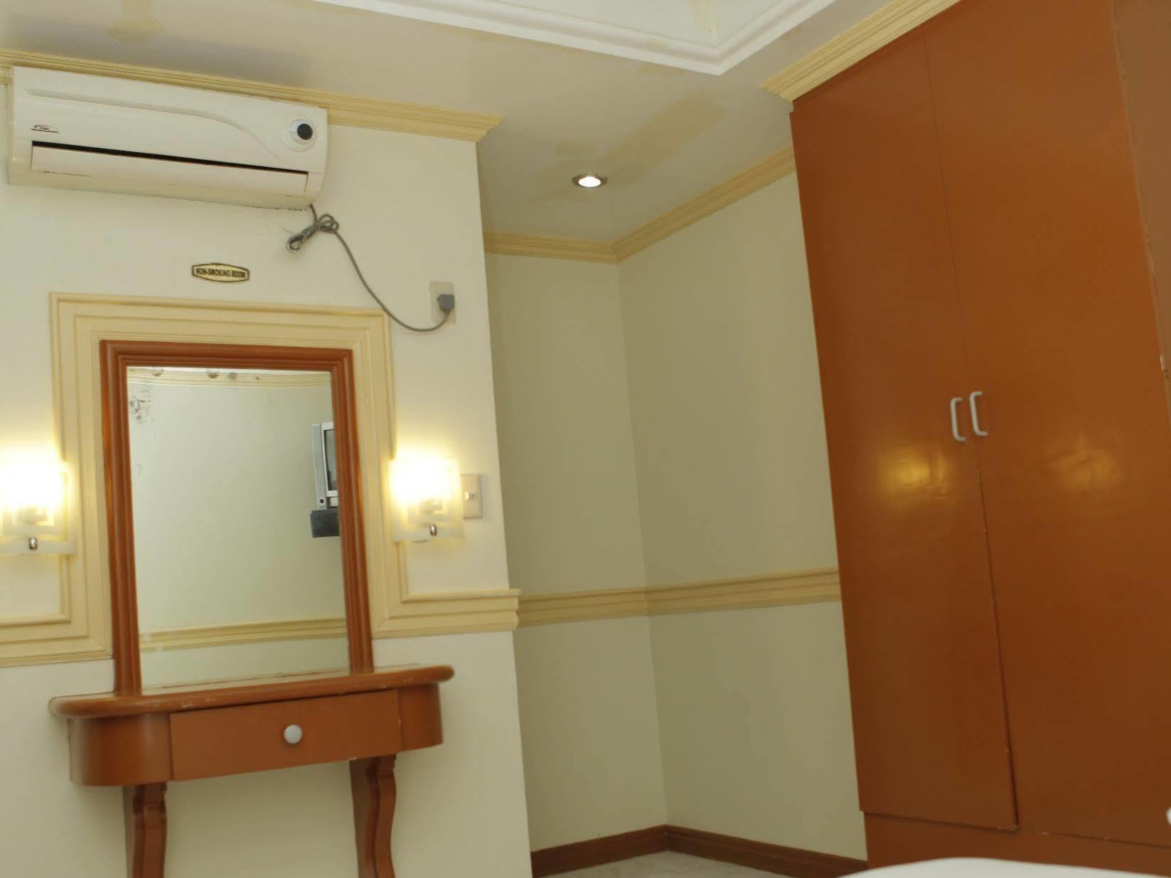 Golden Palace Hotel Tagum Ngoại thất bức ảnh